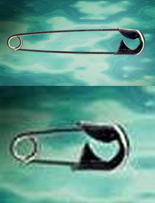 SHRINKING SAFETY PIN